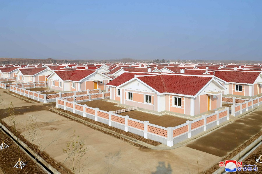 4-어랑군과 허천군에서 새집들이 경사